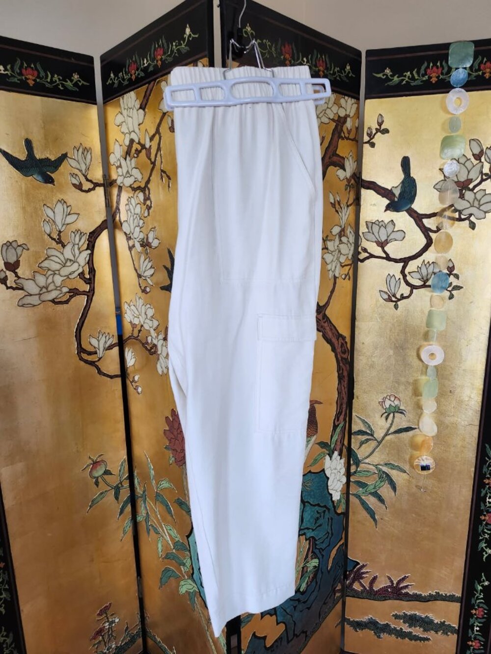 A New Day Women's XL White Cargo Pants Relaxed Fit Straight Leg